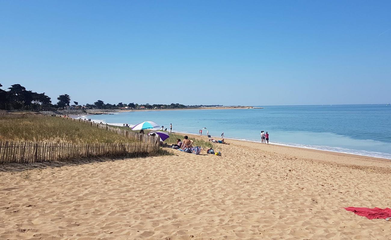 La-Bree-les-Bains beach'in fotoğrafı parlak kum yüzey ile