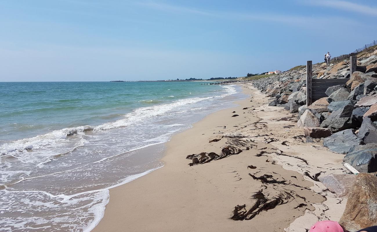 Saint-Jean beach'in fotoğrafı beyaz kum yüzey ile