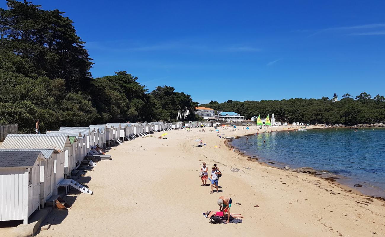 Plage des Dames'in fotoğrafı parlak kum yüzey ile