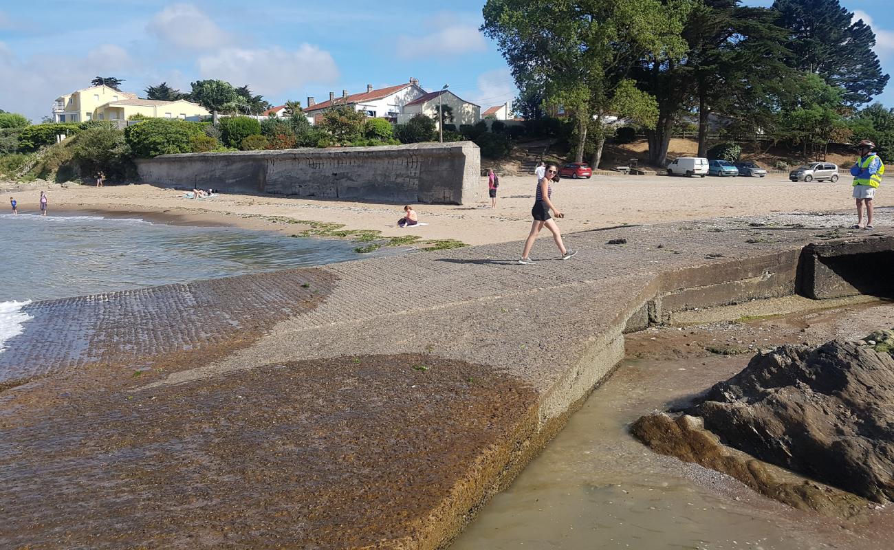 Port Giraud beach'in fotoğrafı açık bej kum yüzey ile