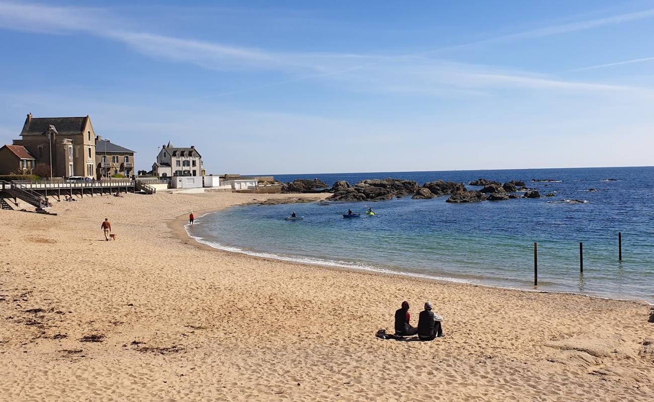 Plage du port Lin'in fotoğrafı parlak kum yüzey ile