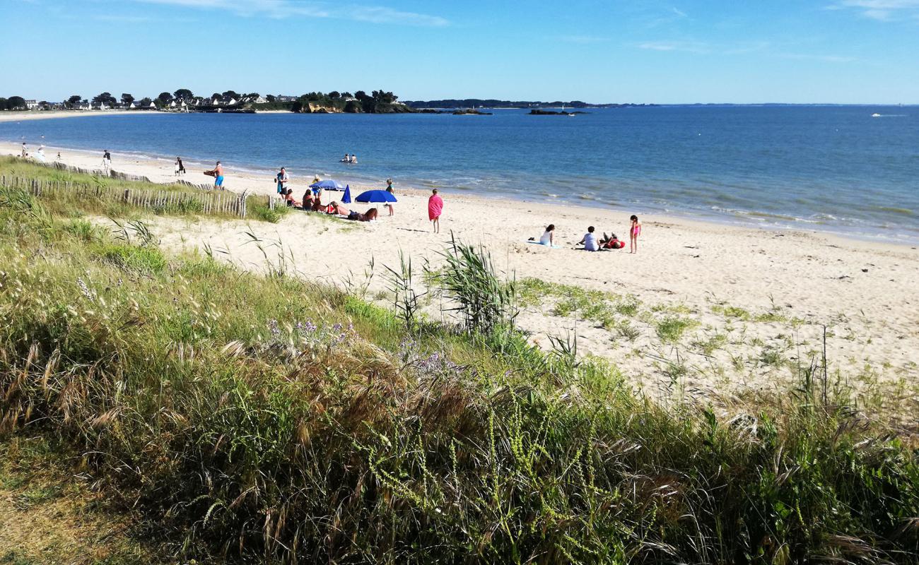 Plage de Betahon'in fotoğrafı parlak kum yüzey ile