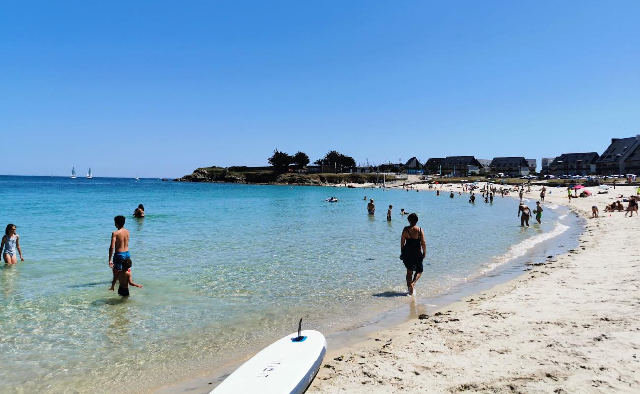 Plage du Porigo'in fotoğrafı parlak kum yüzey ile