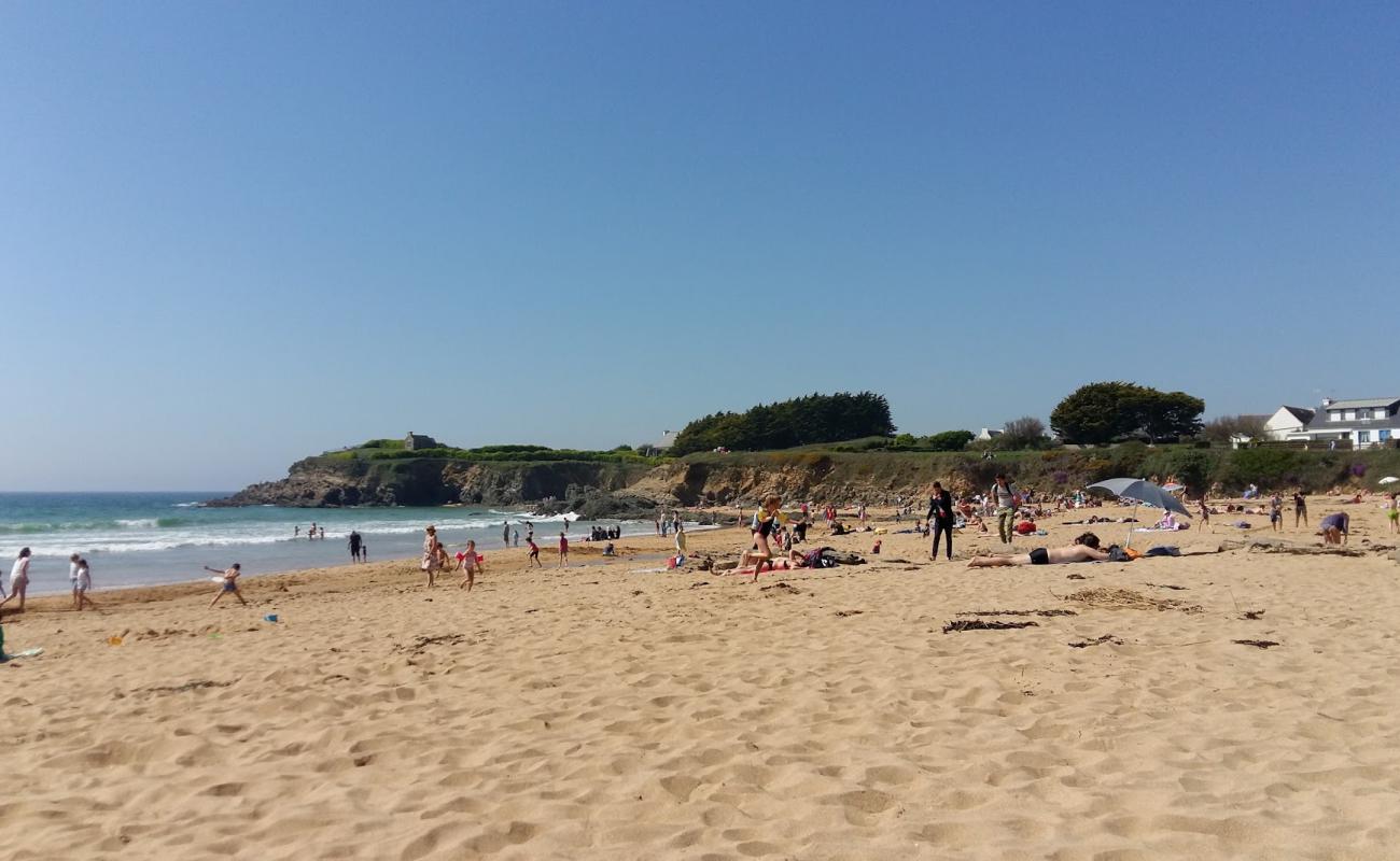Bellangenet beach'in fotoğrafı açık bej kum yüzey ile