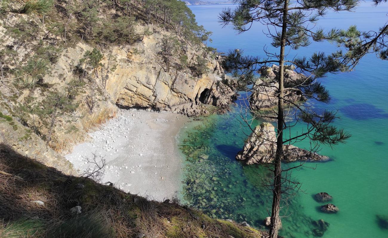 Plage du Bois du Kador'in fotoğrafı bej çakıl yüzey ile