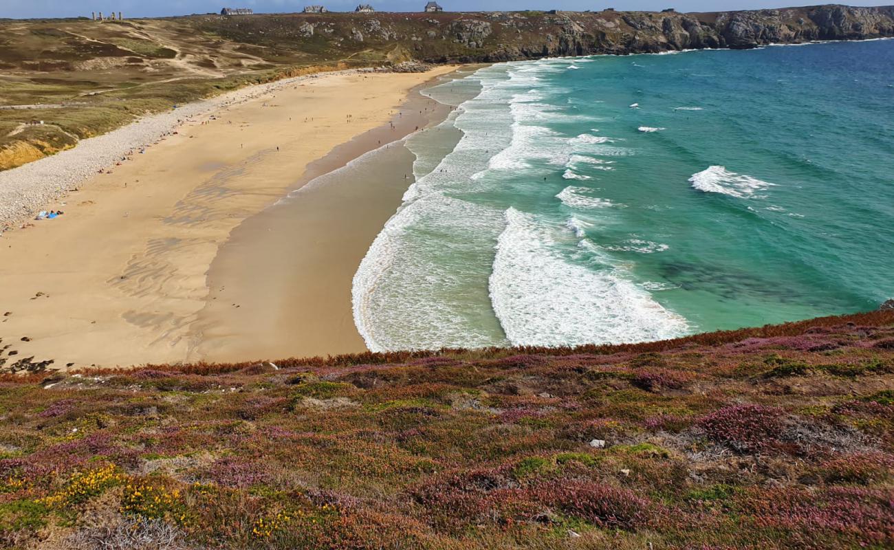 Plage de Pen Hat'in fotoğrafı açık bej kum yüzey ile