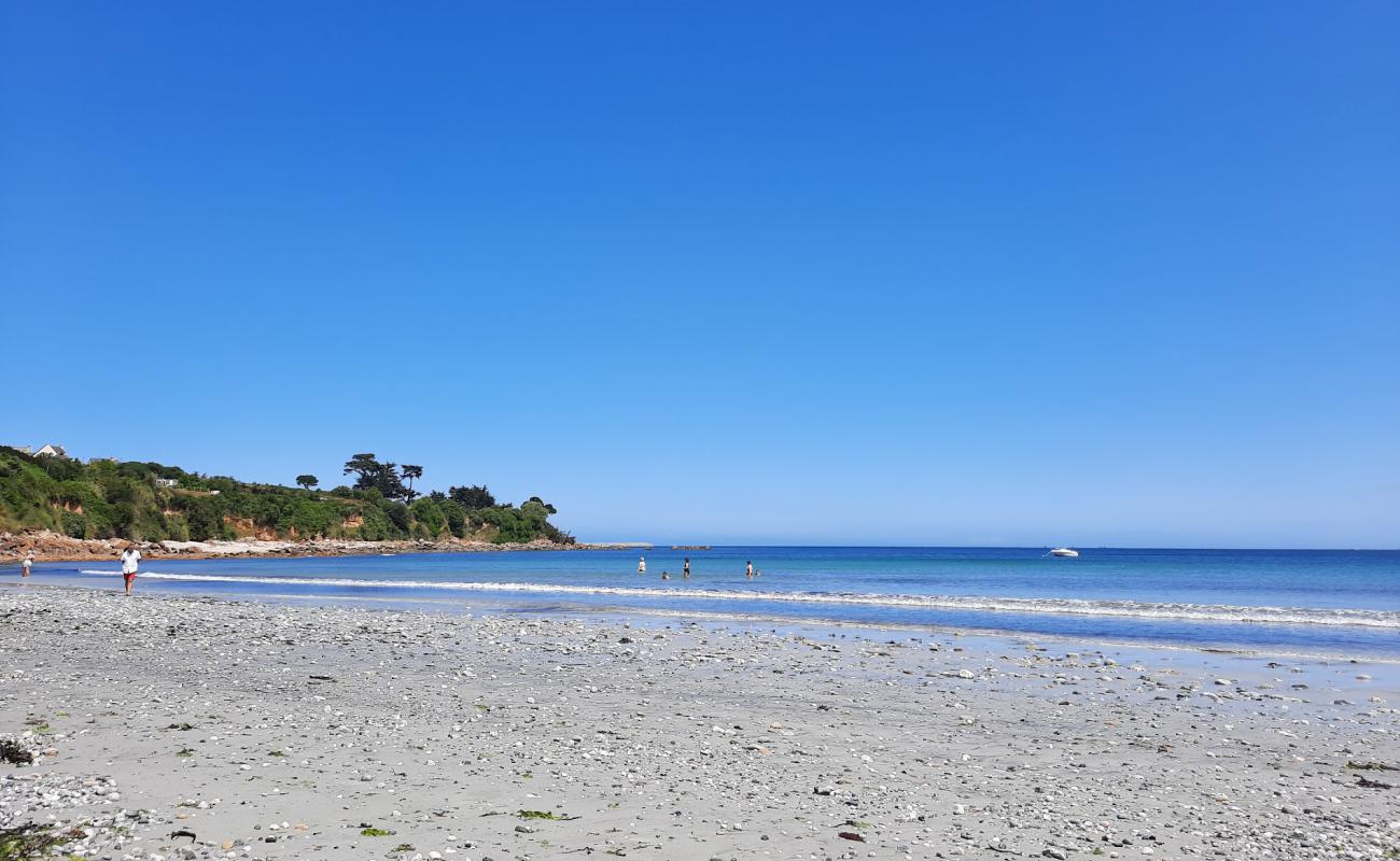 Plage Sainte-Anne'in fotoğrafı çakıl ile kum yüzey ile