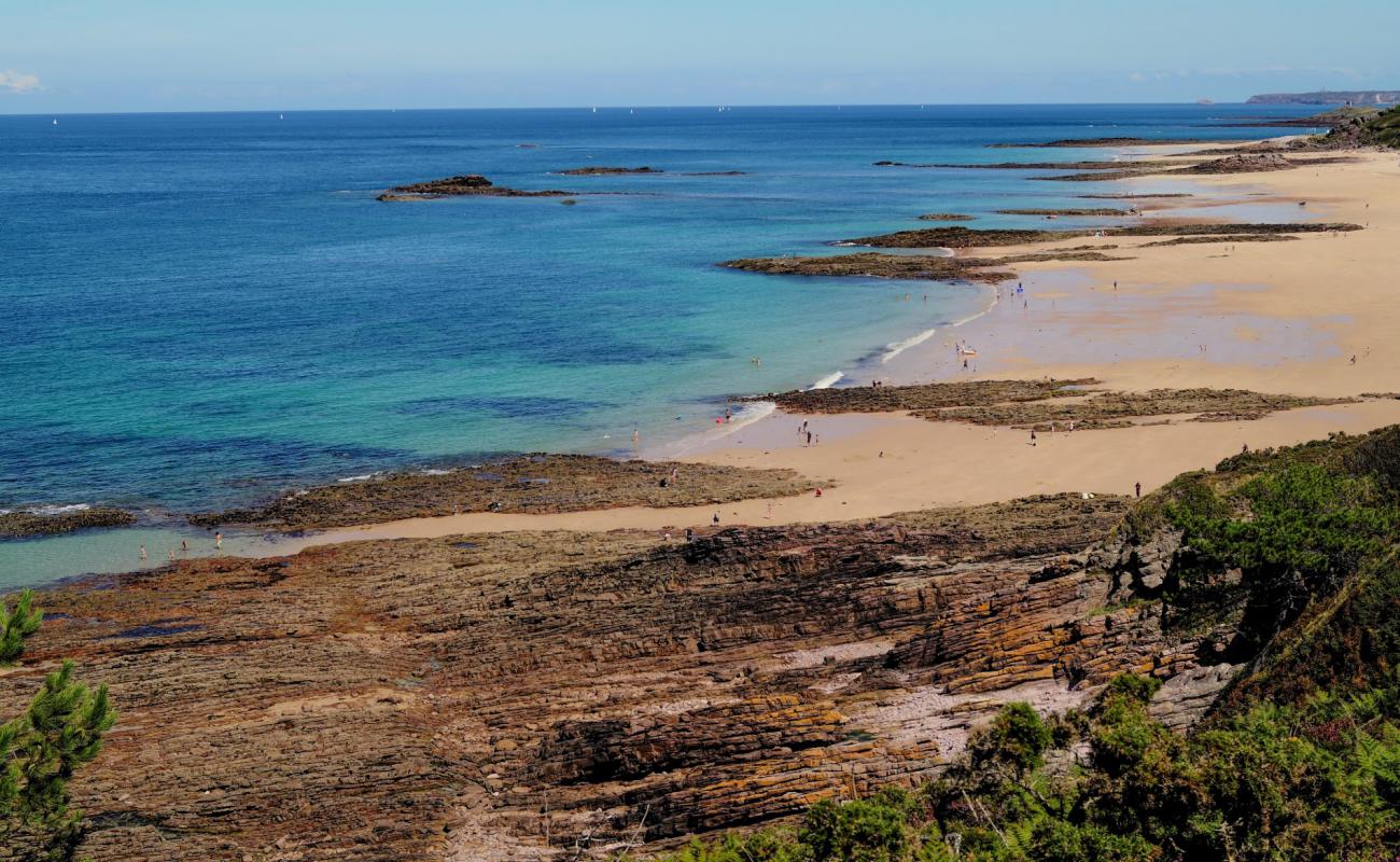 Plage du Guen'in fotoğrafı parlak kum yüzey ile