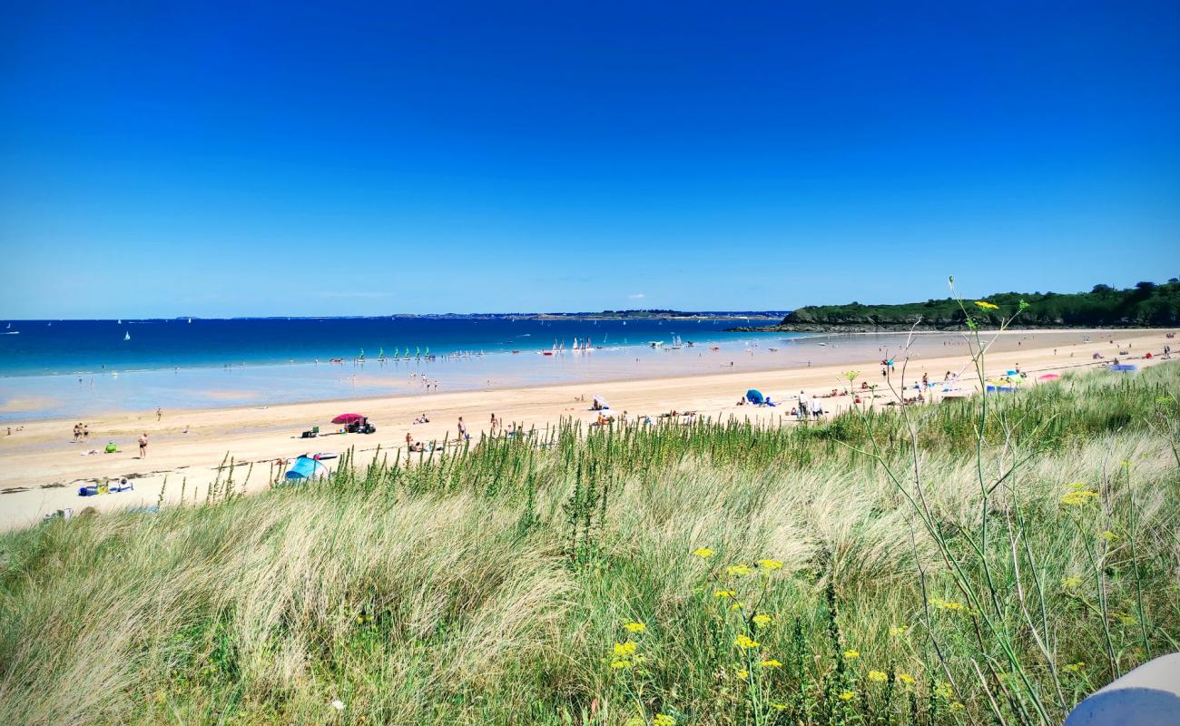 Grande Plage'in fotoğrafı açık bej kum yüzey ile