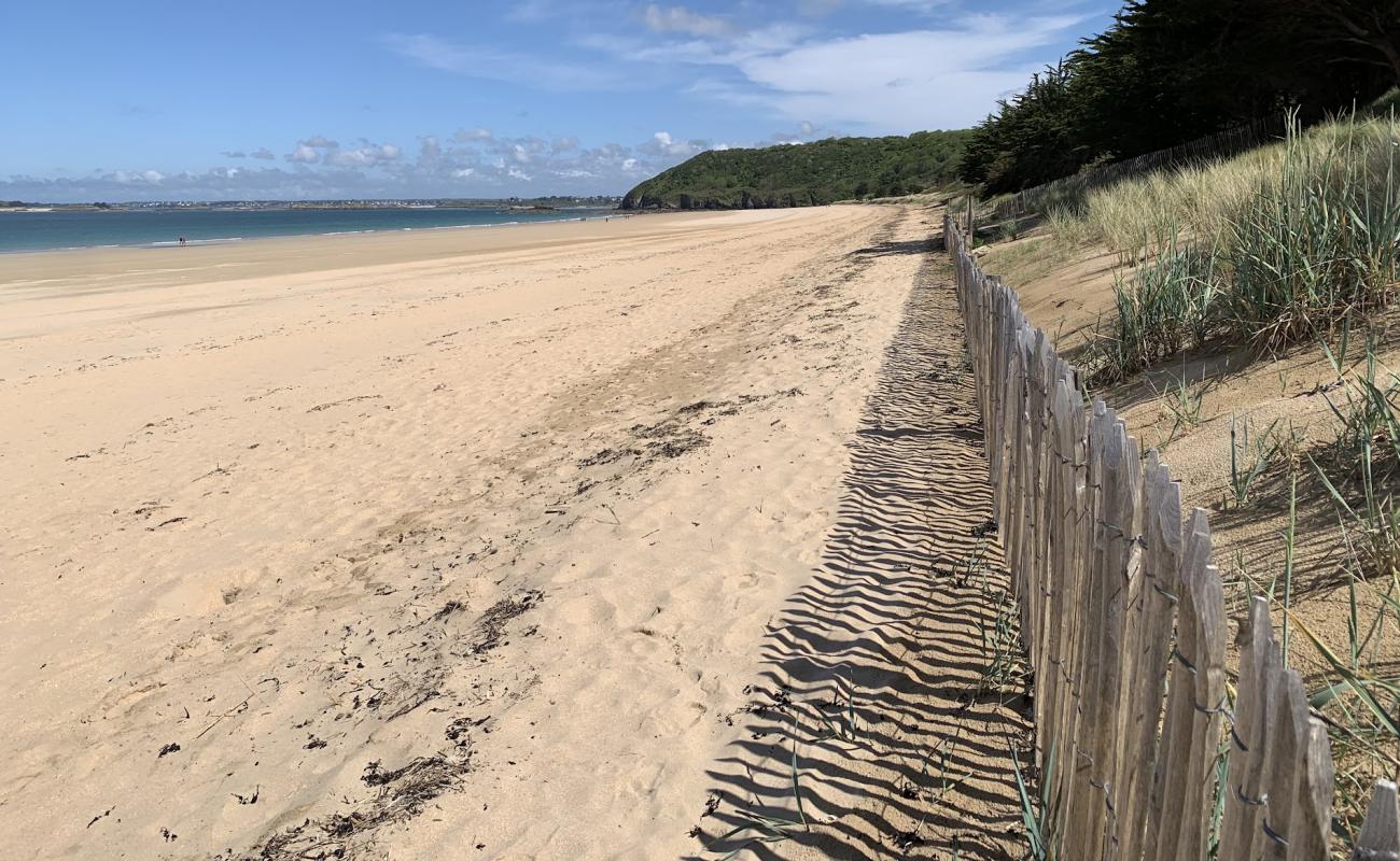 Plage de Pen Guen'in fotoğrafı açık bej kum yüzey ile