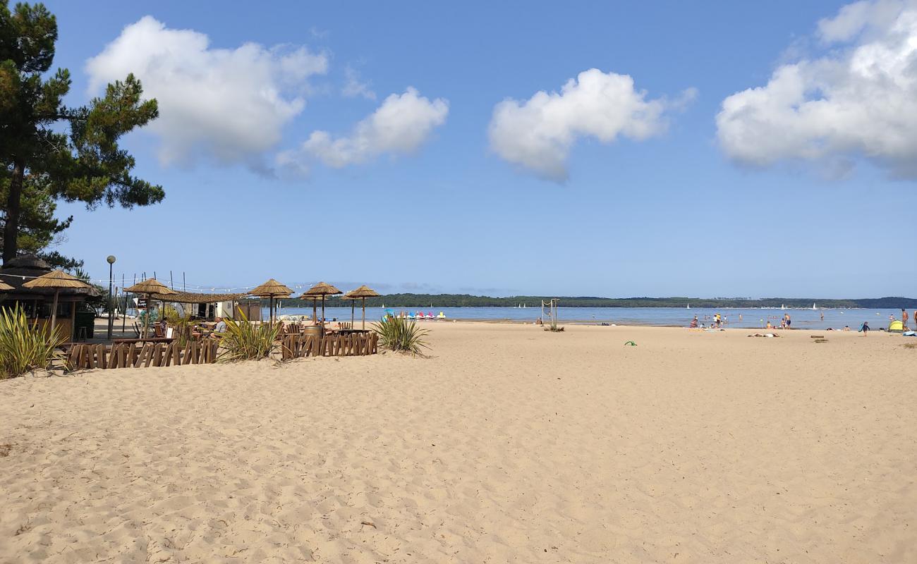 Camping Mayotte'in fotoğrafı açık bej kum yüzey ile