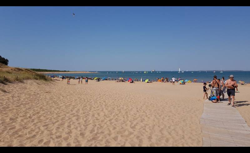 Plage de Marennes'in fotoğrafı açık bej kum yüzey ile