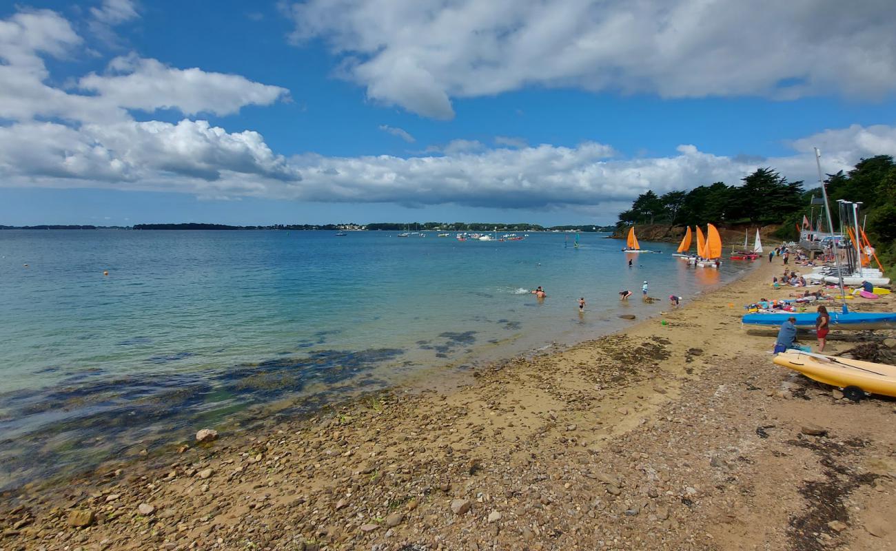 Plage de Baden'in fotoğrafı bej kum ve kayalar yüzey ile
