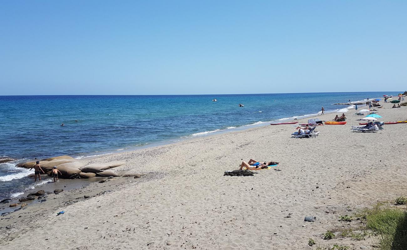 Plage Le Campoloro'in fotoğrafı parlak kum yüzey ile