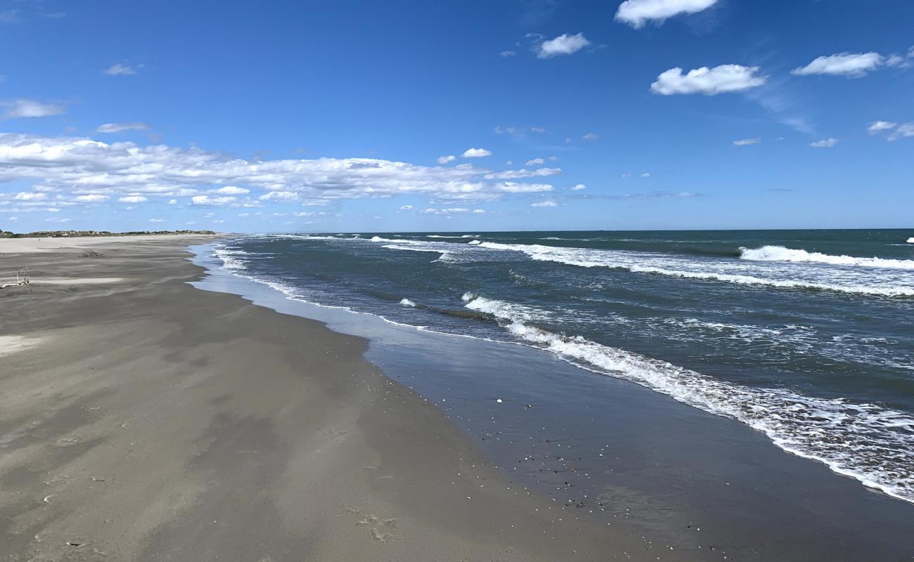 Plage Est St Maries'in fotoğrafı gri kum yüzey ile