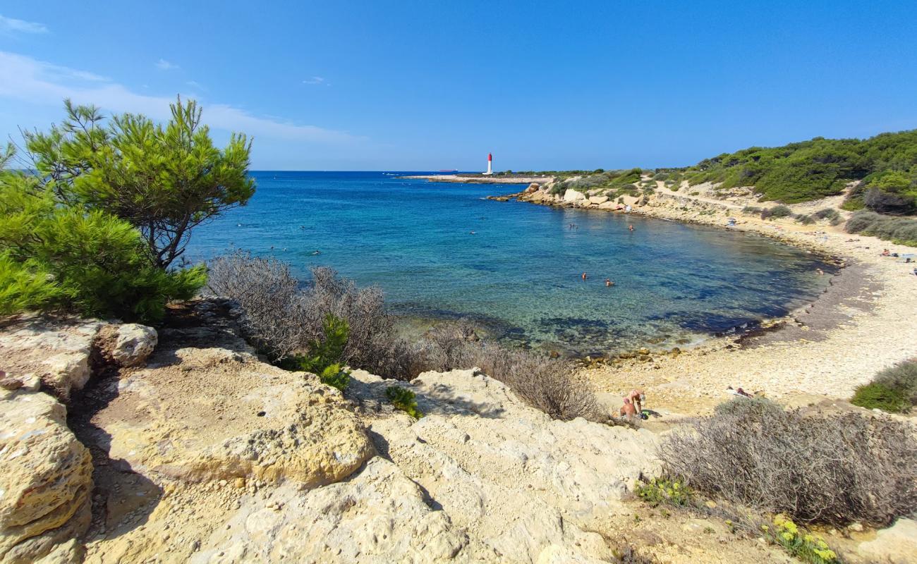 Plage des Agoutaous'in fotoğrafı taşlar yüzey ile