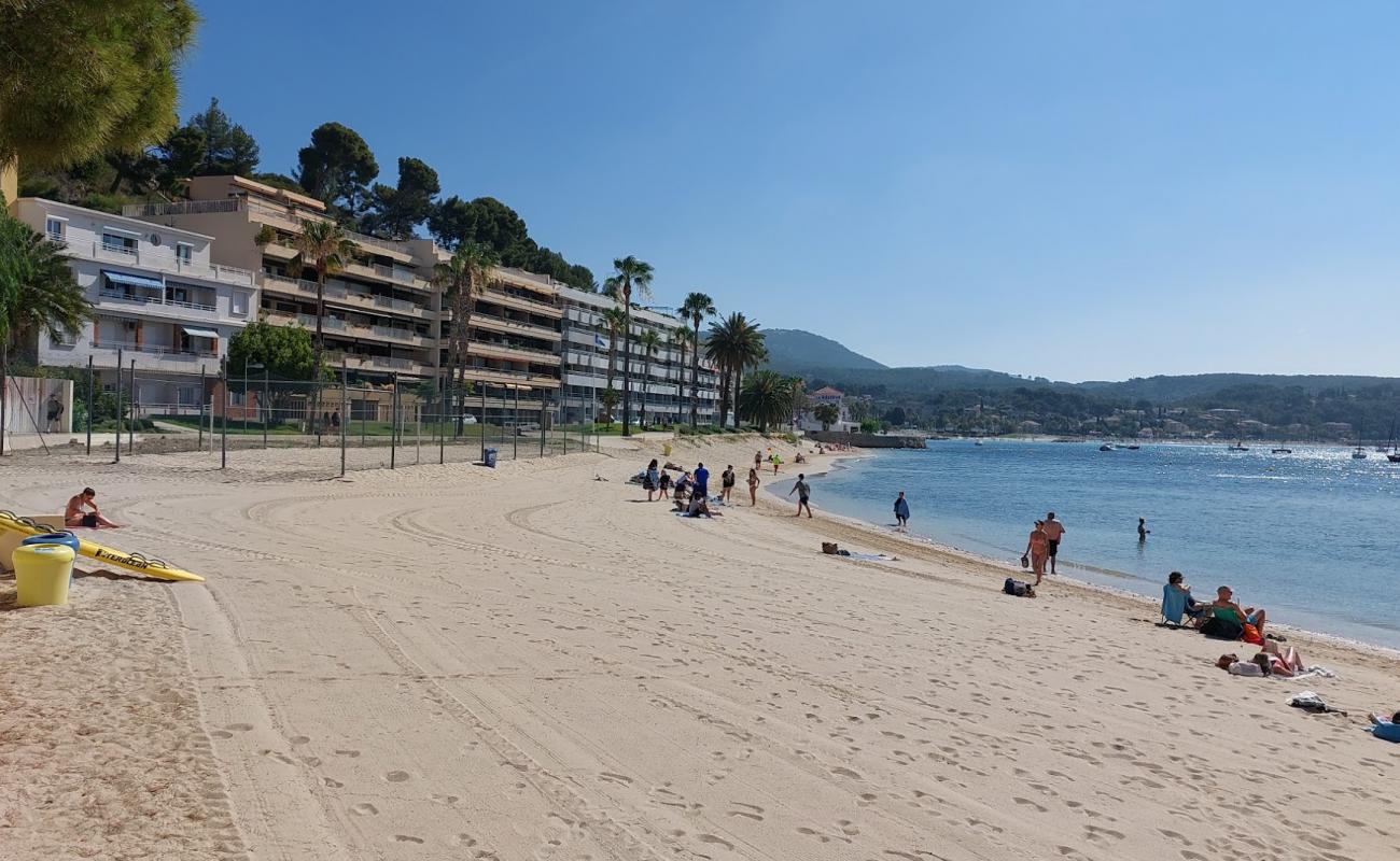 Plage du Casino'in fotoğrafı parlak kum yüzey ile