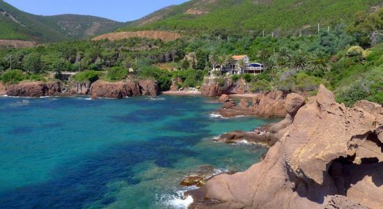 Plage publique le trayas