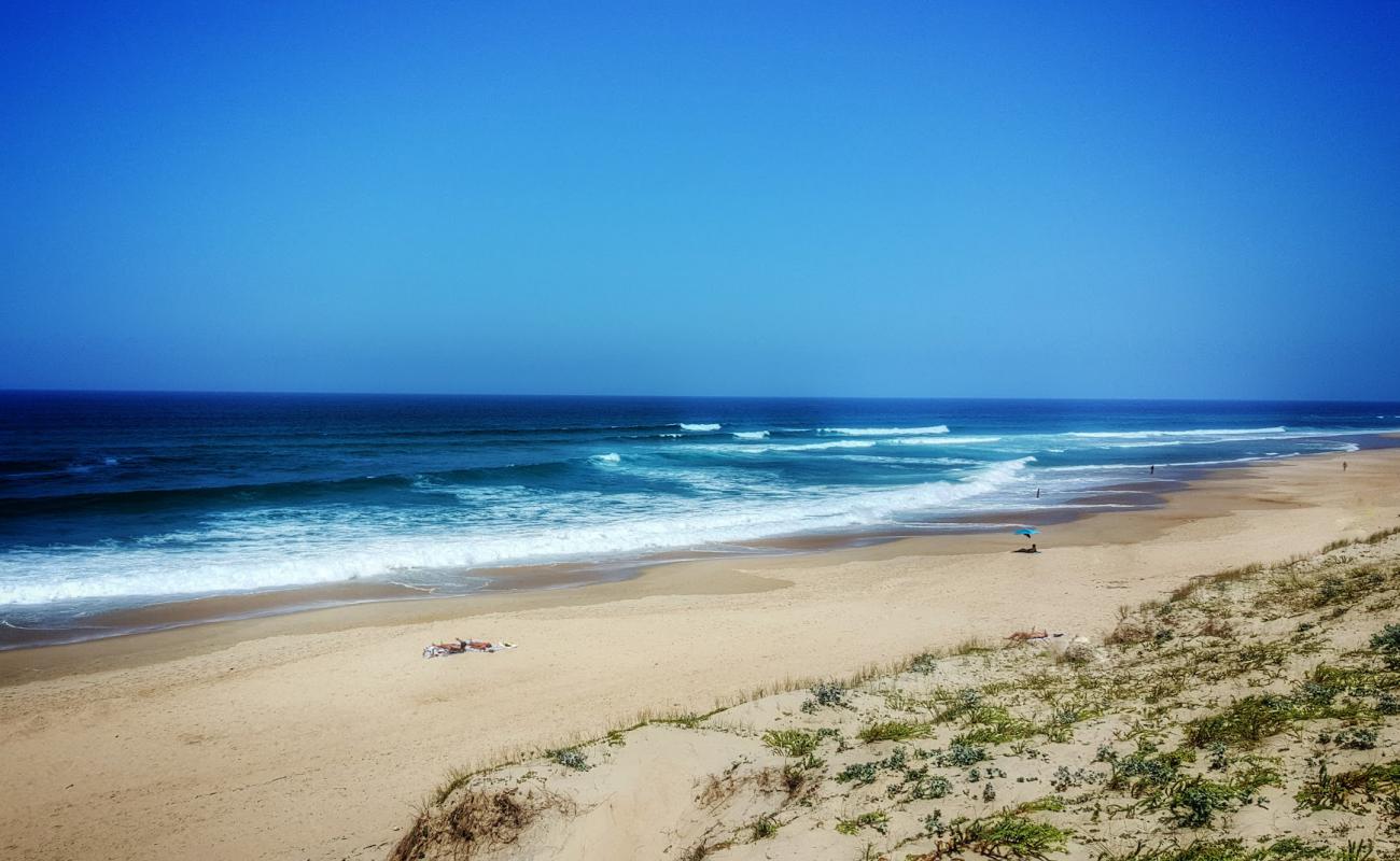 Plage des Casernes'in fotoğrafı parlak kum yüzey ile