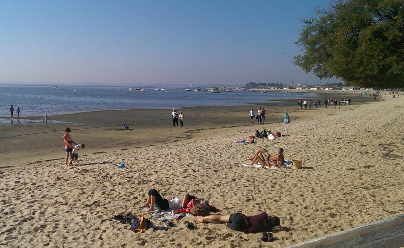 Plage de la Jetee'in fotoğrafı açık bej kum yüzey ile