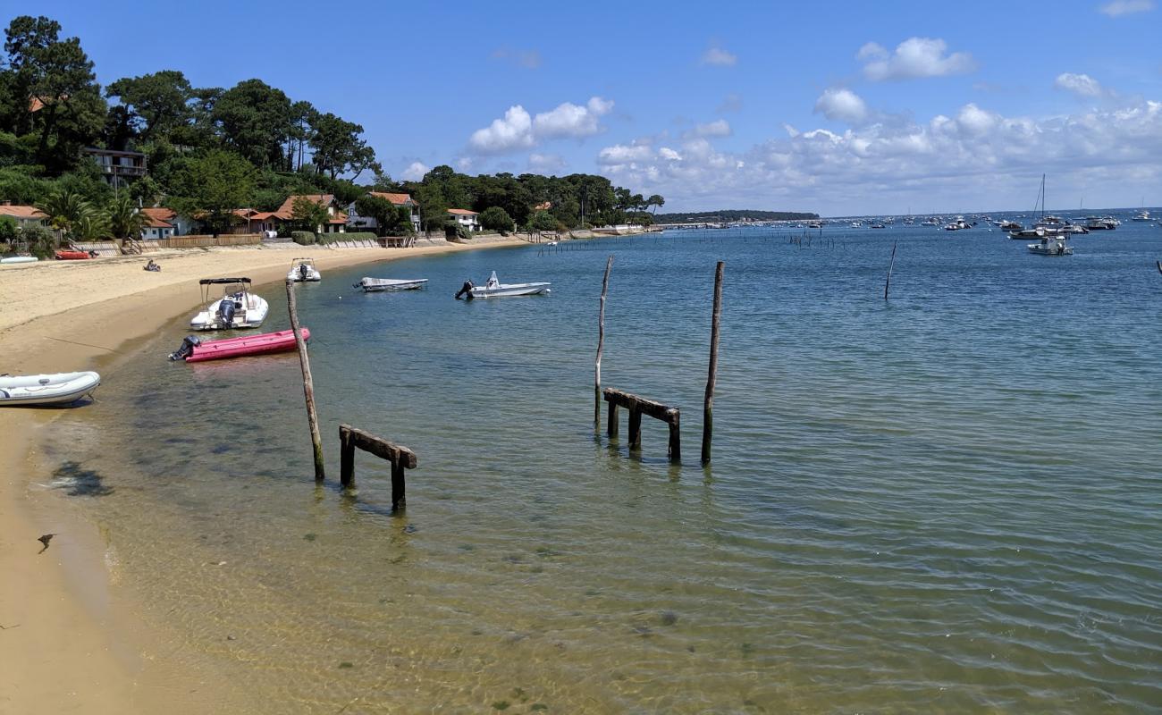 Plage de l'Herbe'in fotoğrafı açık bej kum yüzey ile