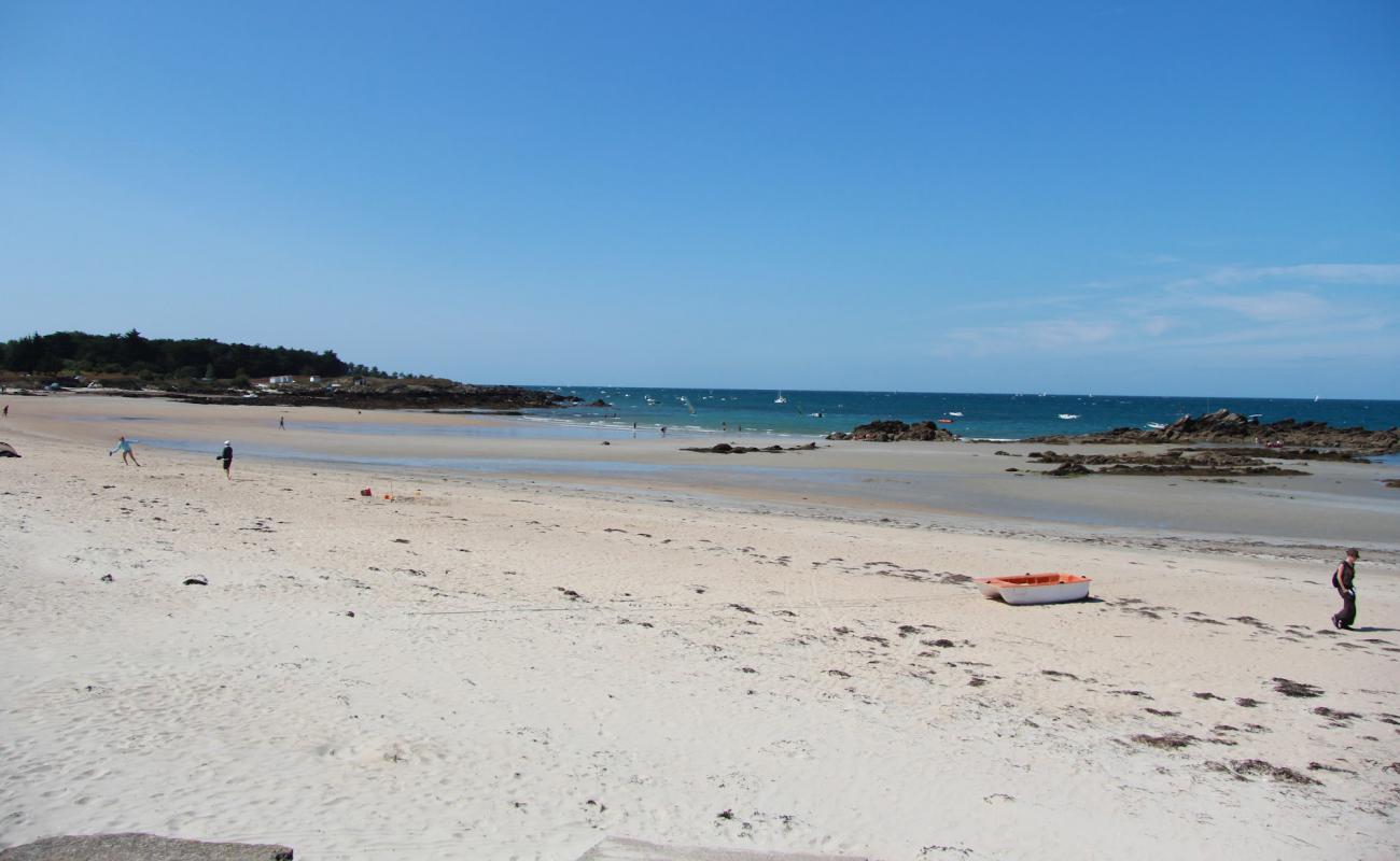 Plage du Marais Sale'in fotoğrafı açık bej kum yüzey ile