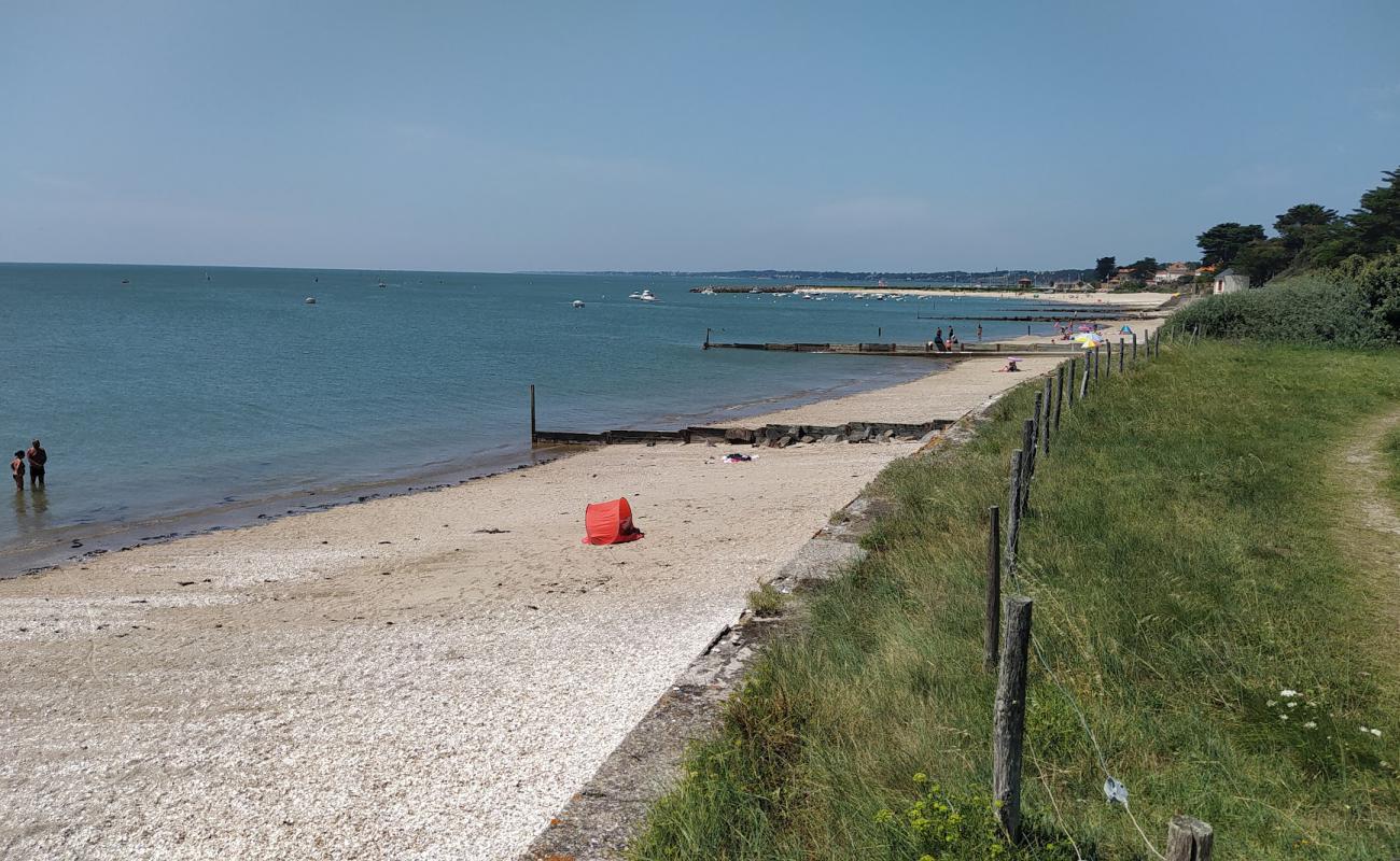 Plage des Carres'in fotoğrafı küçük bej çakıl yüzey ile
