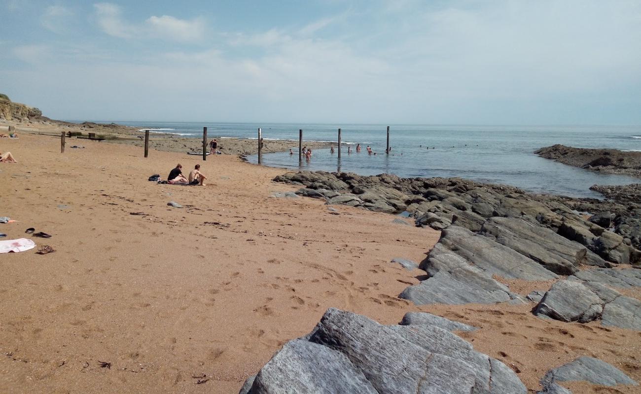 Plage du Port Meleu'in fotoğrafı parlak kum yüzey ile