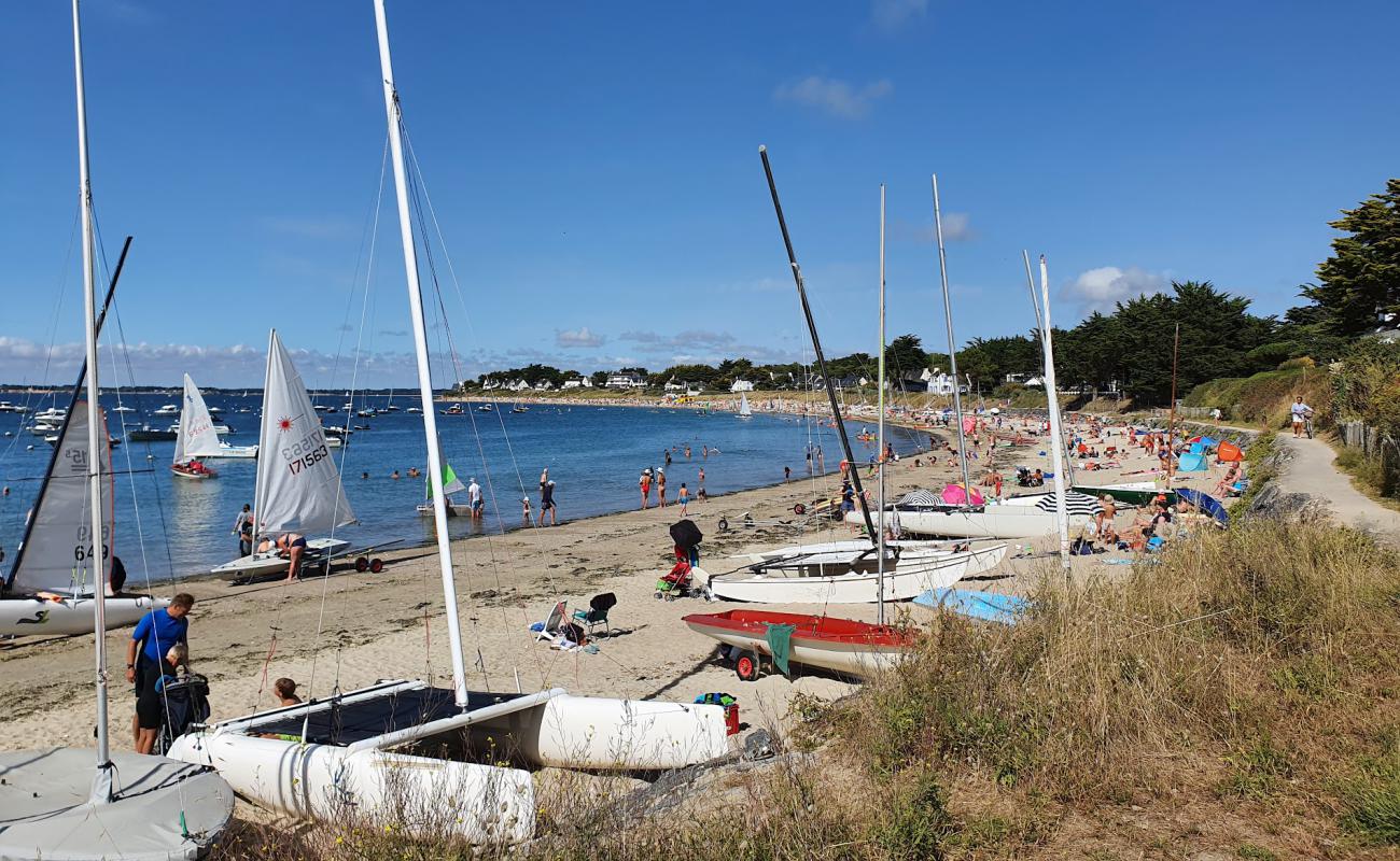 Plage de Lanseria'in fotoğrafı parlak kum yüzey ile