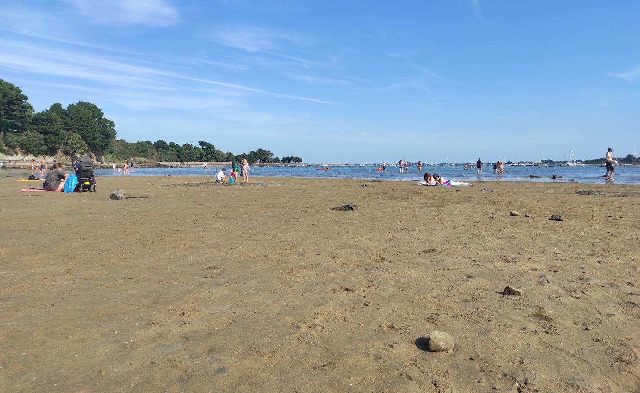 Plage de Kerbilouet'in fotoğrafı açık bej kum yüzey ile