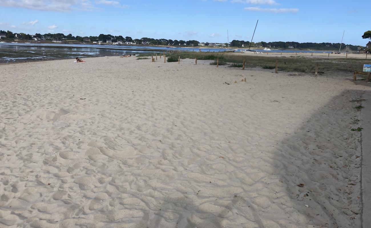 Plage de Port Biren'in fotoğrafı açık bej kum yüzey ile