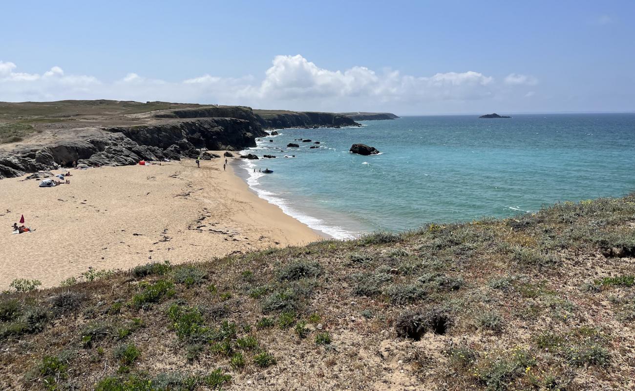 Plage de Port Blanc'in fotoğrafı açık bej kum yüzey ile