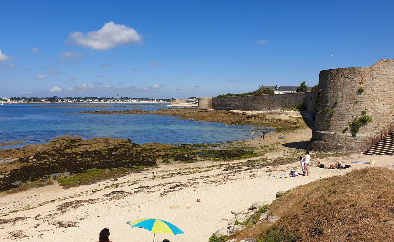 Plage du Lohic'in fotoğrafı parlak kum yüzey ile