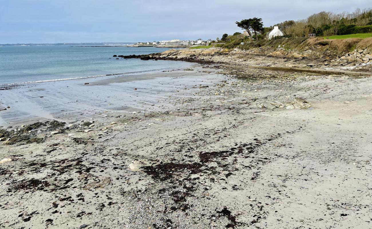 Plage du Porzou'in fotoğrafı gri kum yüzey ile