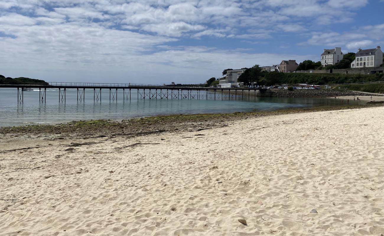 Plage des Capucins'in fotoğrafı açık bej kum yüzey ile