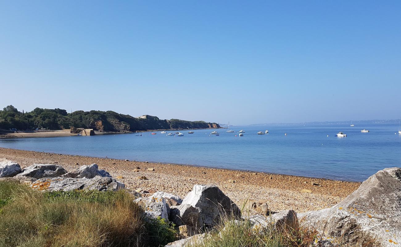 Plage de Larmor'in fotoğrafı gri çakıl taşı yüzey ile