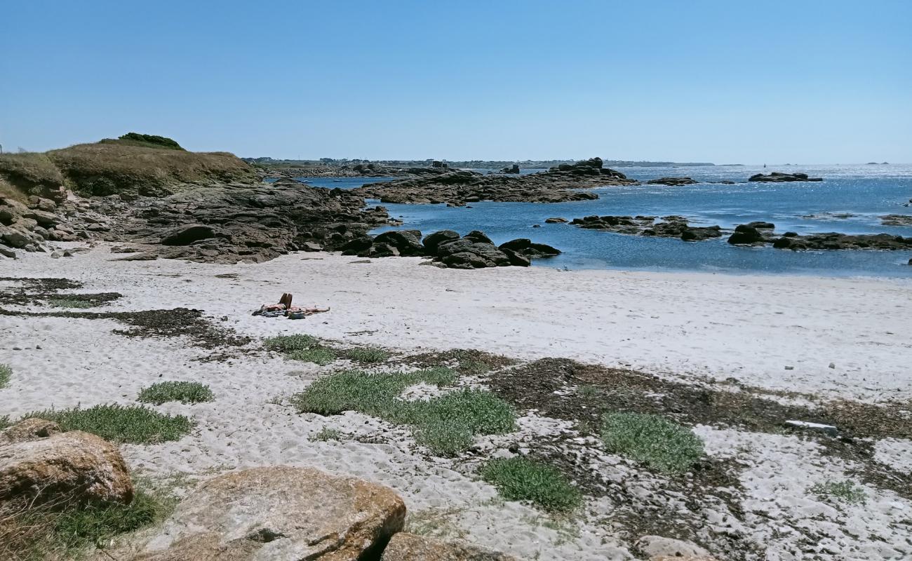 Plage de Melon'in fotoğrafı açık bej kum yüzey ile