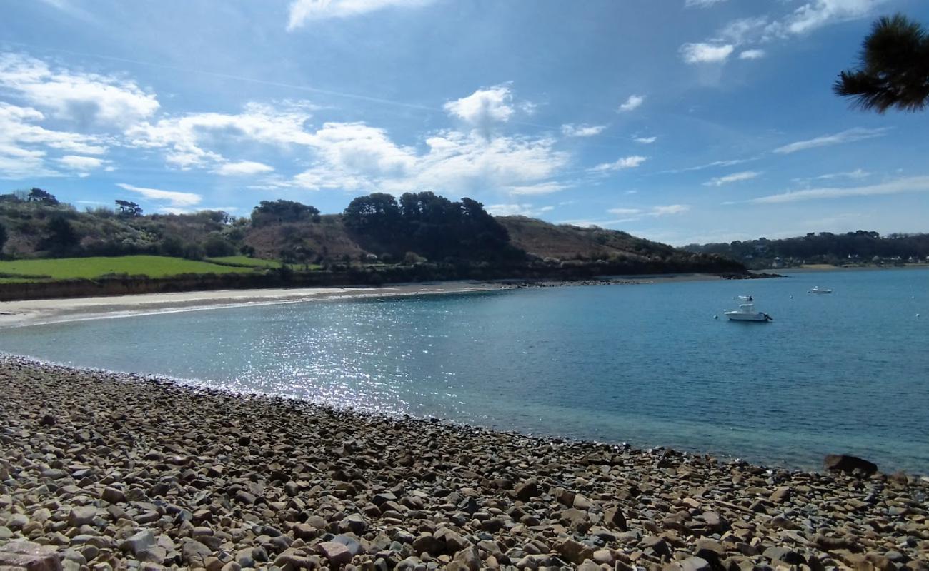 Plage de Porz-Garo'in fotoğrafı kayalık arazi yüzey ile