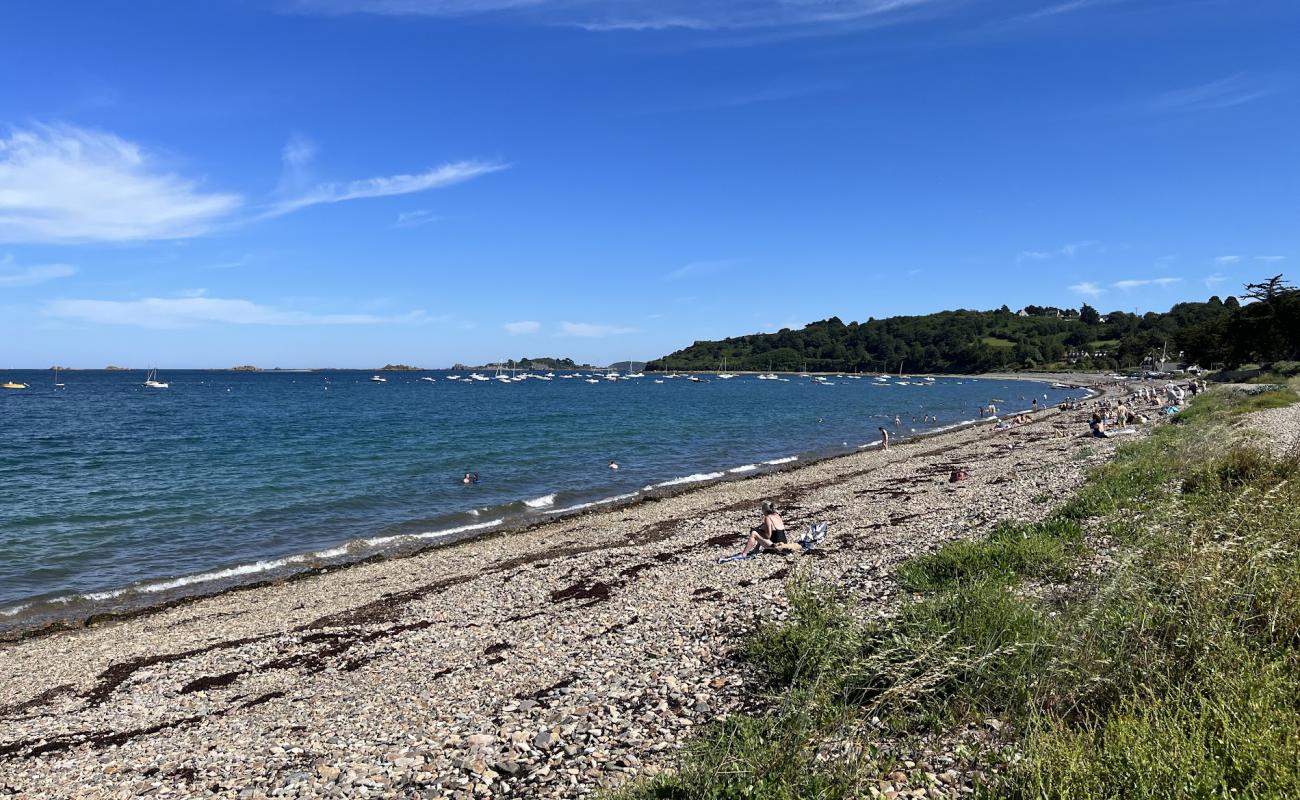 Plage de Launay'in fotoğrafı gri çakıl taşı yüzey ile