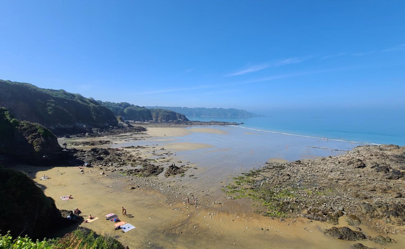 Plage De Port Goret'in fotoğrafı açık bej kum yüzey ile