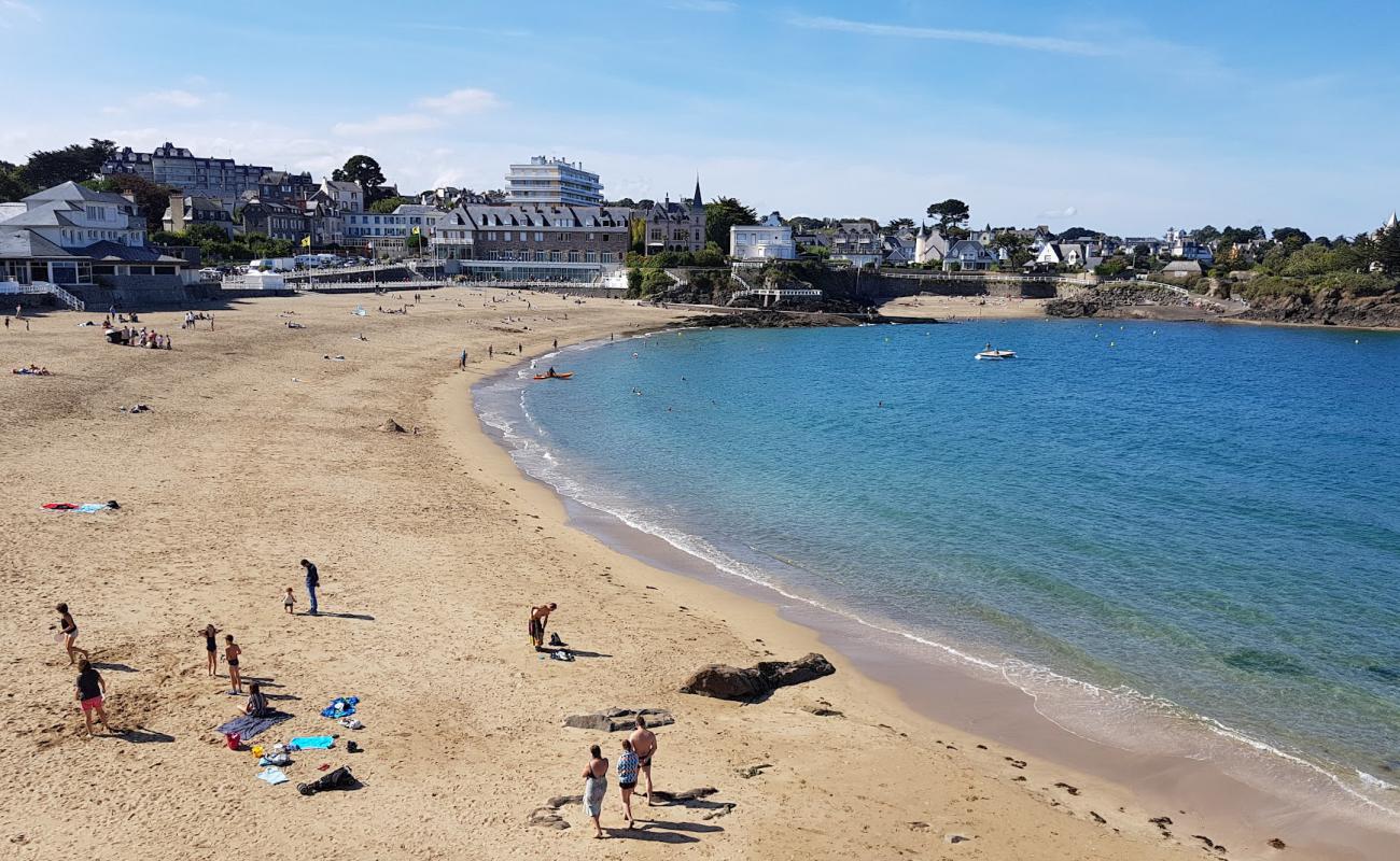 Plage du Casino'in fotoğrafı açık bej kum yüzey ile