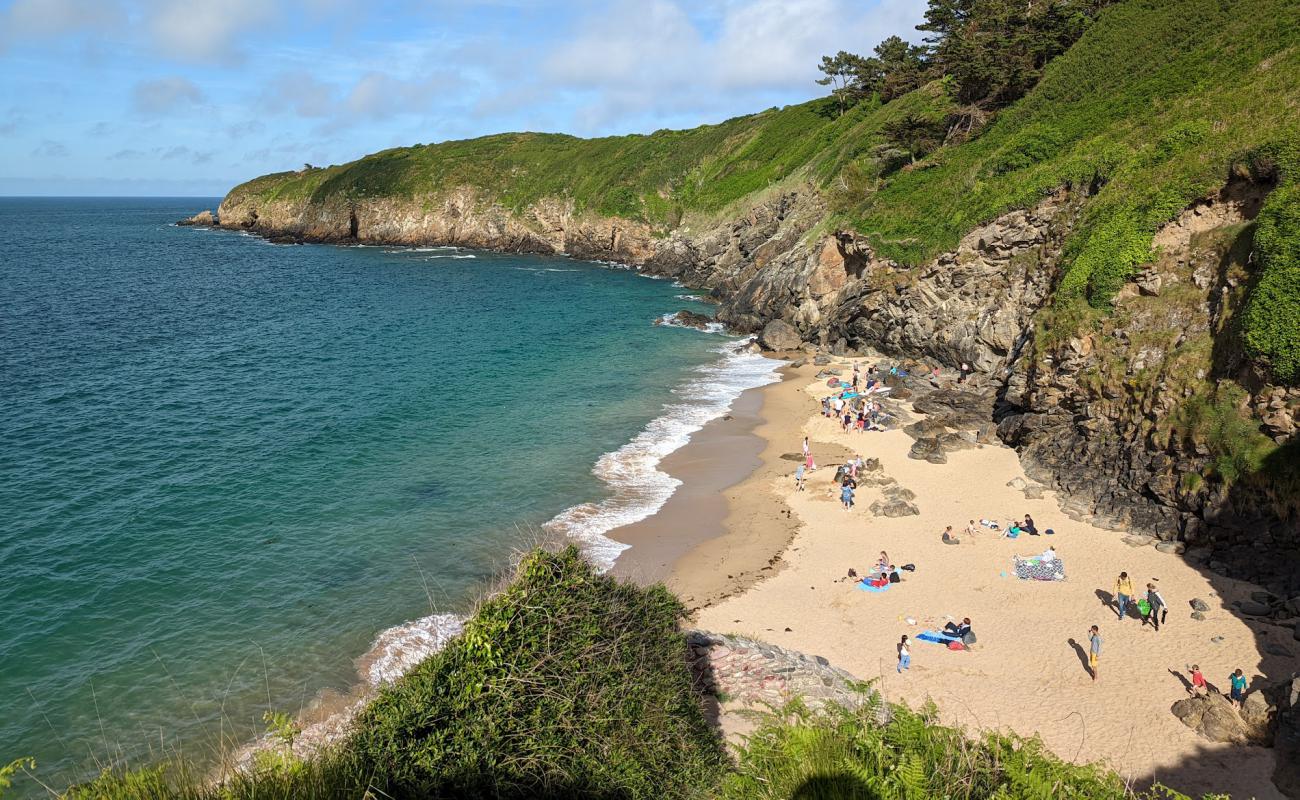 Plage de la Pissotte'in fotoğrafı açık bej kum yüzey ile