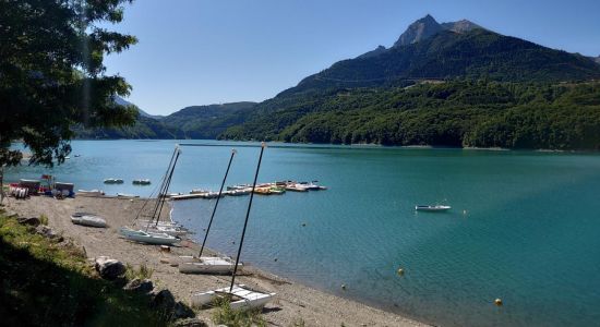 Plage du Lac du Sautet