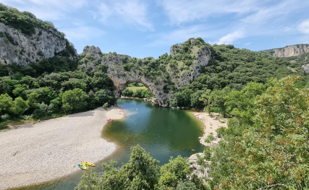 Plage Pont d'Arc amont'in fotoğrafı açık bej kum yüzey ile