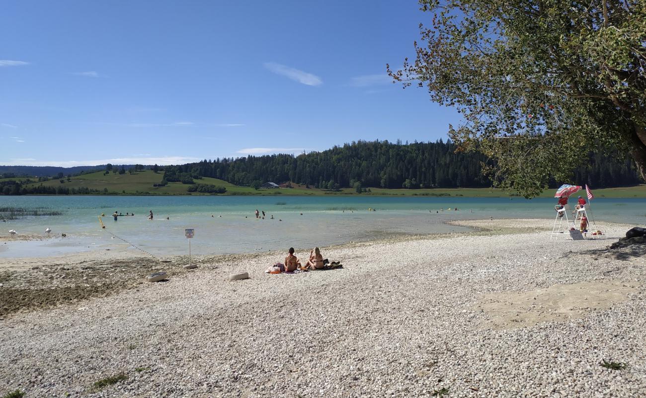 Plage du Lac De Remoray'in fotoğrafı kayalık arazi yüzey ile