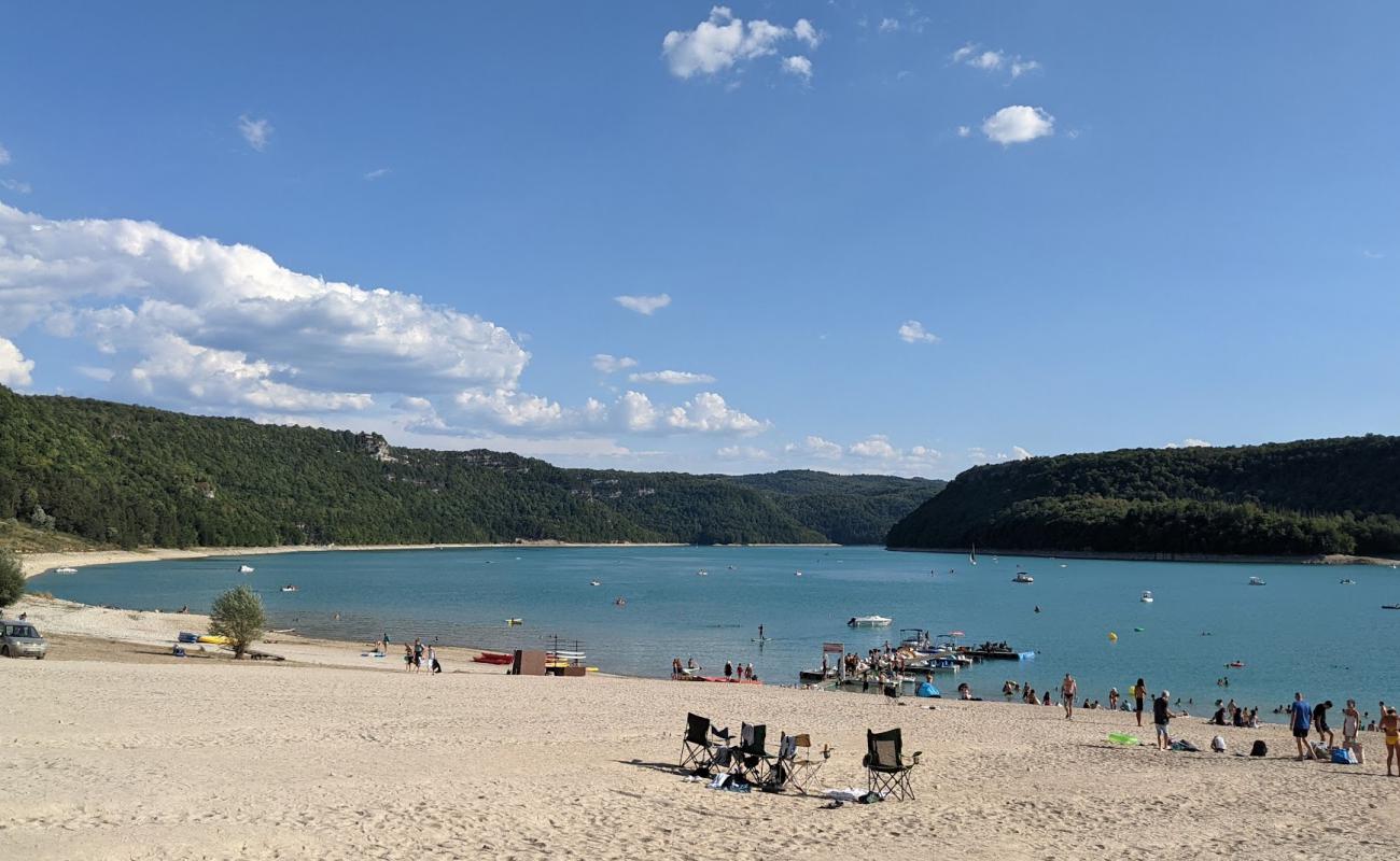 Plage de la Mercantine'in fotoğrafı parlak kum yüzey ile