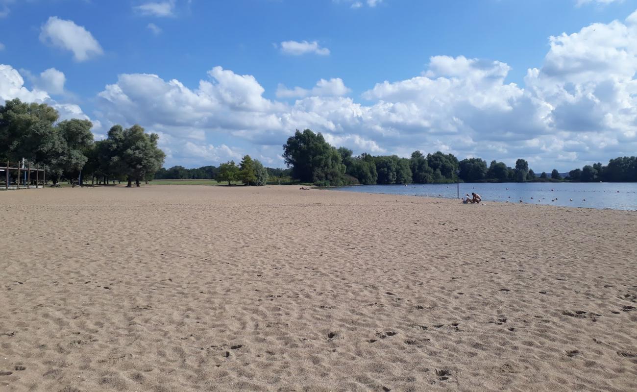 Dienville Plage'in fotoğrafı açık bej kum yüzey ile