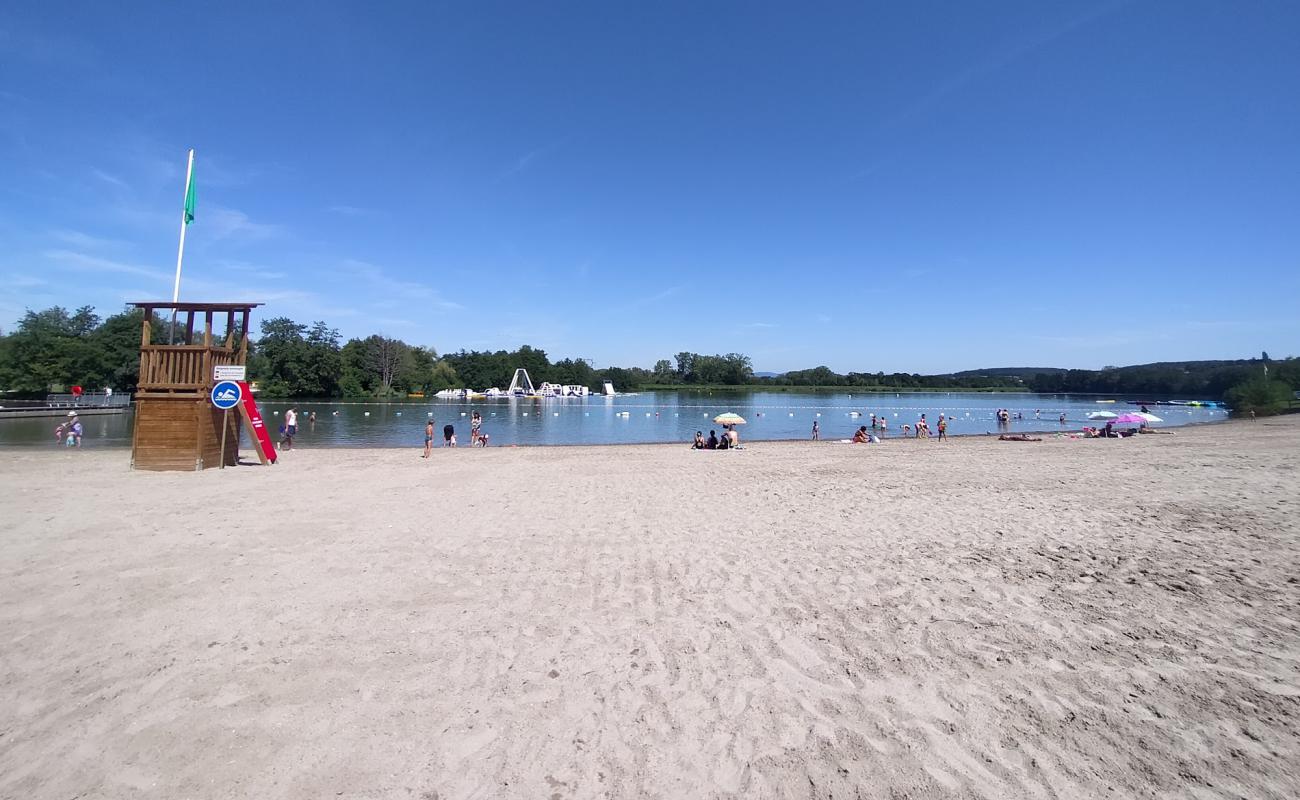 Plage Brognard'in fotoğrafı açık bej kum yüzey ile