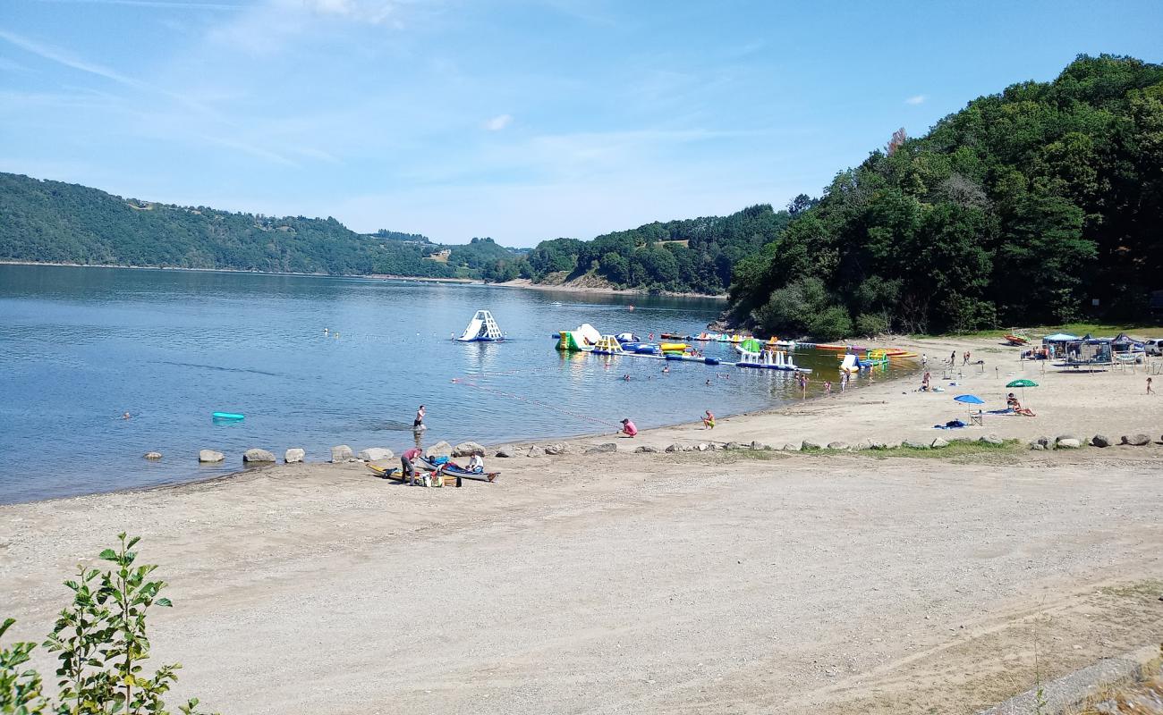 Plage de Val'in fotoğrafı parlak kum yüzey ile