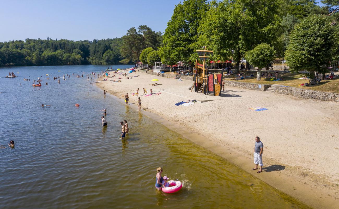 Plage Cireygeol'in fotoğrafı açık bej kum yüzey ile